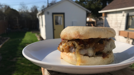 Illustration for article titled I’ll concede, toasted English muffins make a decent burger bun